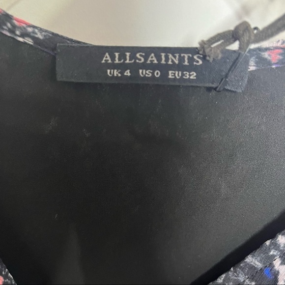 NWT Allsaints Size 0 Kaylee Stretch Floral Romper V-neck Long Sleeves Viscose - Picture 4 of 5